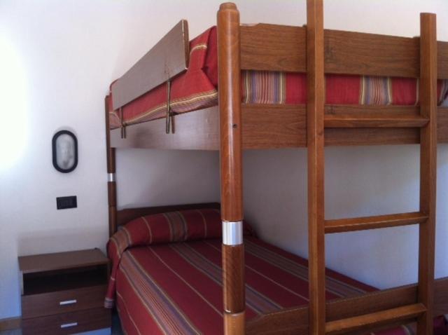 Hotel Fraderiana Torri Del Benaco Kamer foto